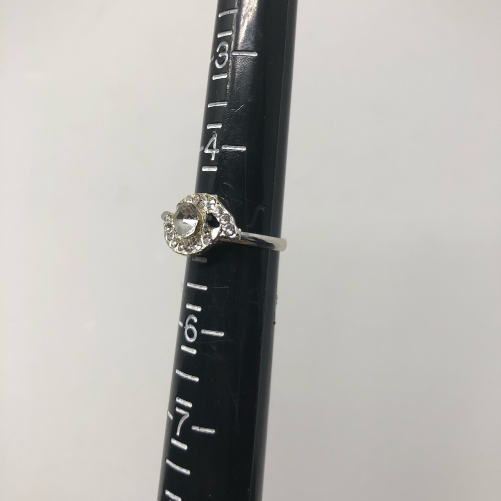 🎈5 for $35! Crystal Pinky Ring - Picture 4 of 6